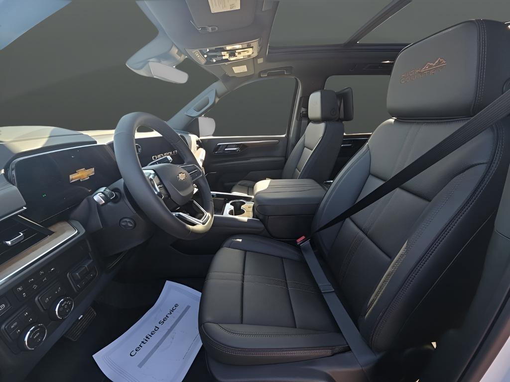 New 2026 Chevrolet Suburban High Country AWD/4WD image 10