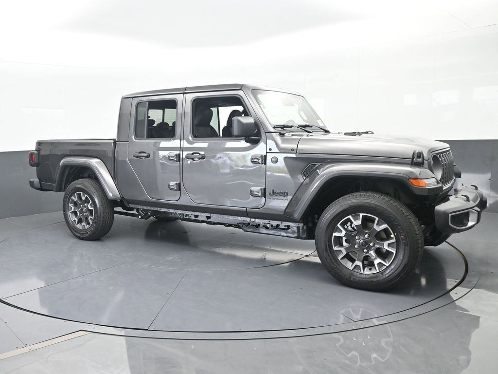 New 2026 Jeep Gladiator Sahara image 8