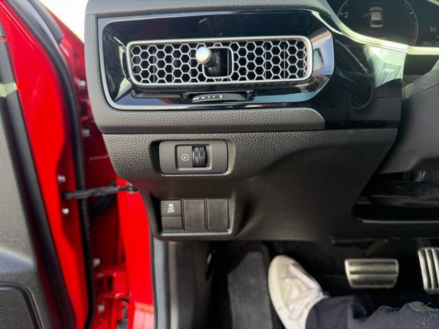 Used 2025 Honda Civic Sport image 18