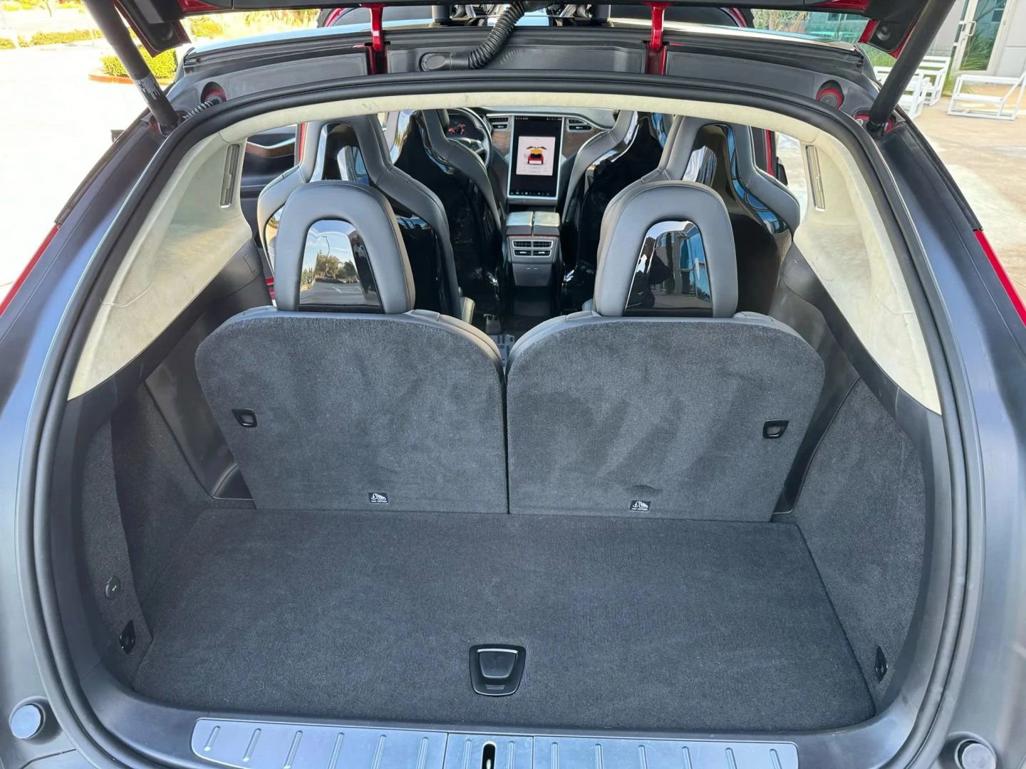 Used 2020 Tesla Model X Long Range AWD/4WD image 22
