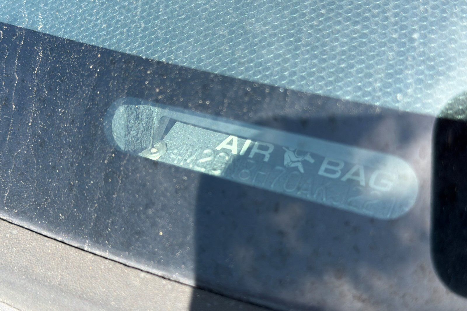Used 2010 Mercury Mariner Premier FWD image 2