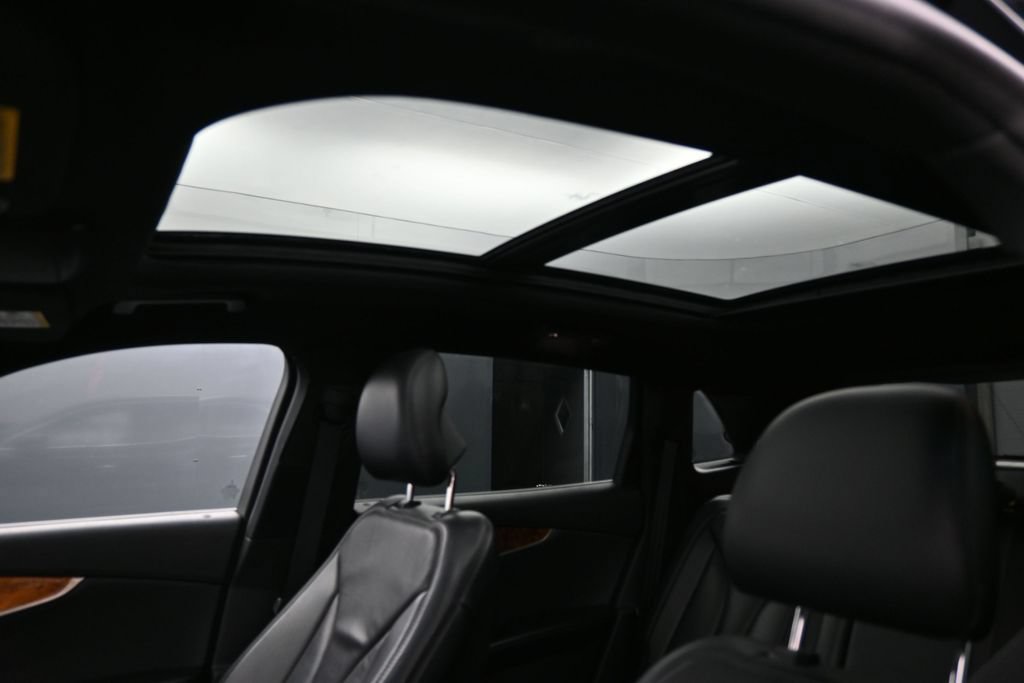 Used 2016 Lincoln MKX Reserve w/ Climate Package AWD/4WD image 12