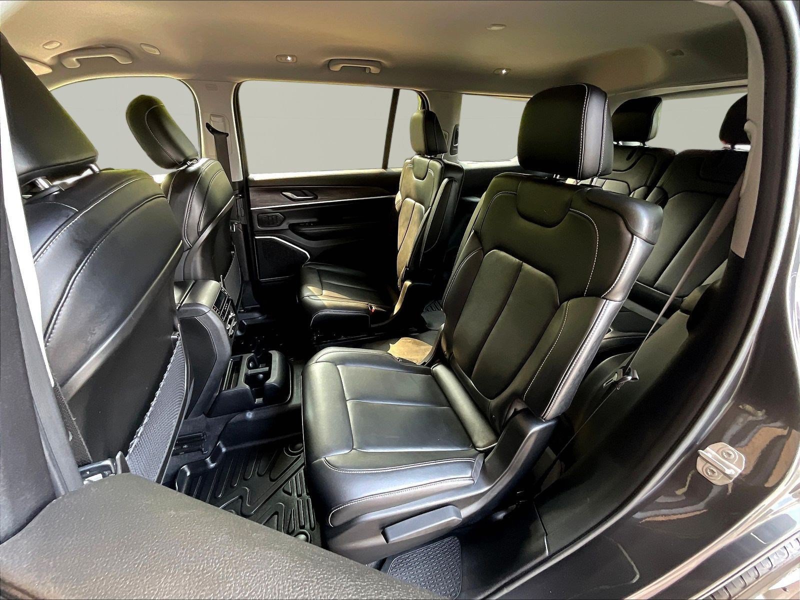 Used 2021 Jeep Grand Cherokee L Limited AWD/4WD image 21