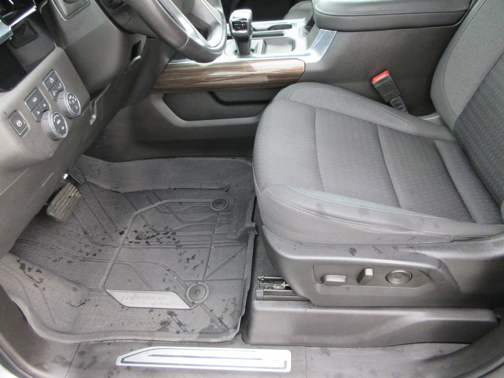 Certified 2023 Chevrolet Silverado 1500 RST w/ LPO, Dark Essentials Package AWD/4WD image 22