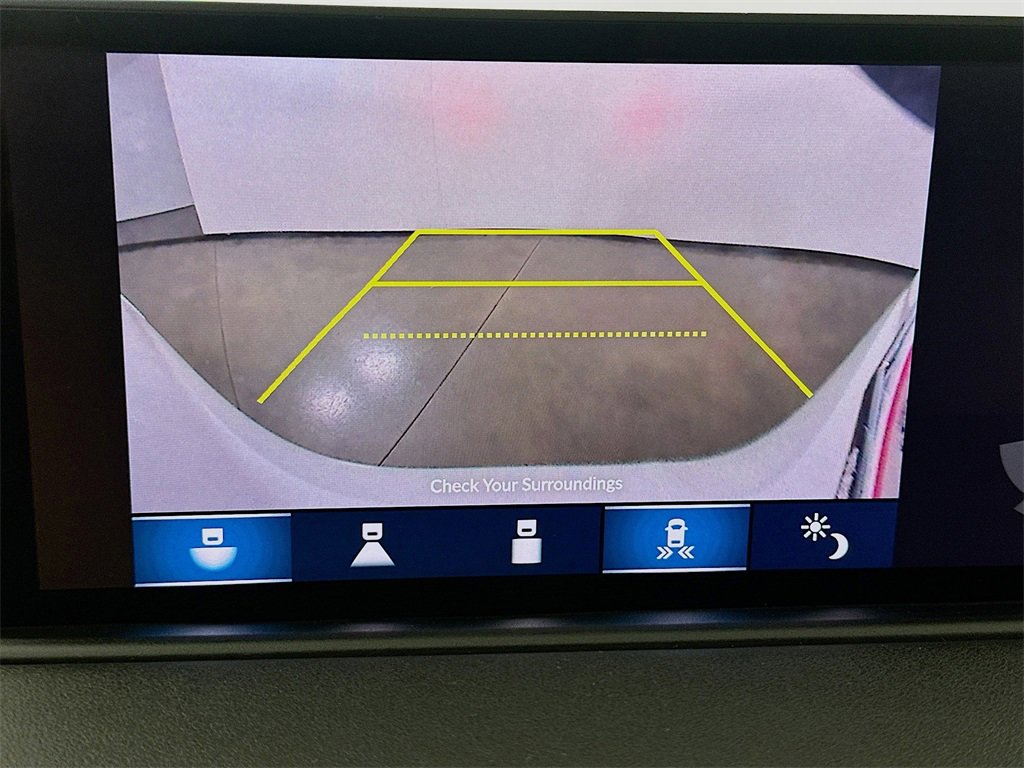 Used 2024 Acura MDX SH-AWD w/ Technology Package image 14