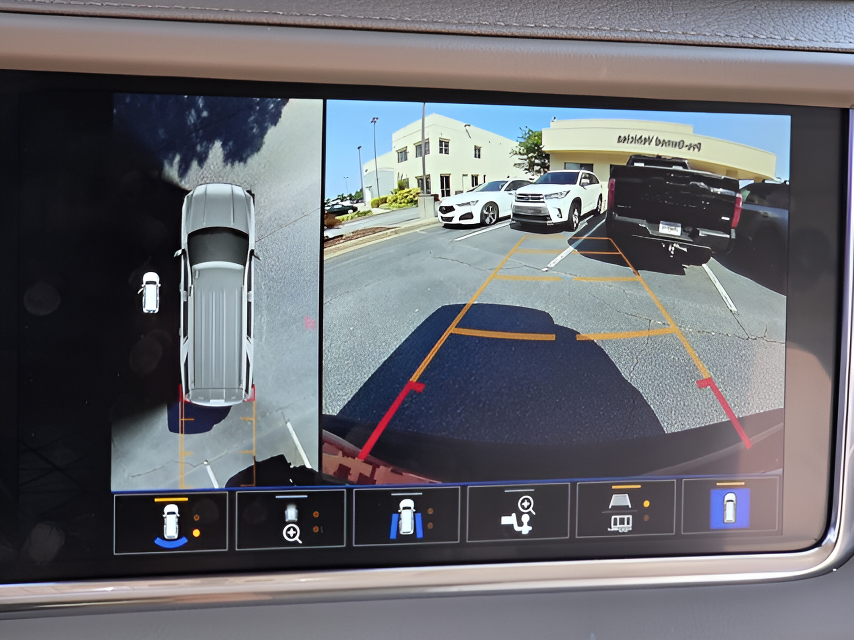Used 2024 GMC Yukon Denali w/ Max Trailering Package RWD image 18