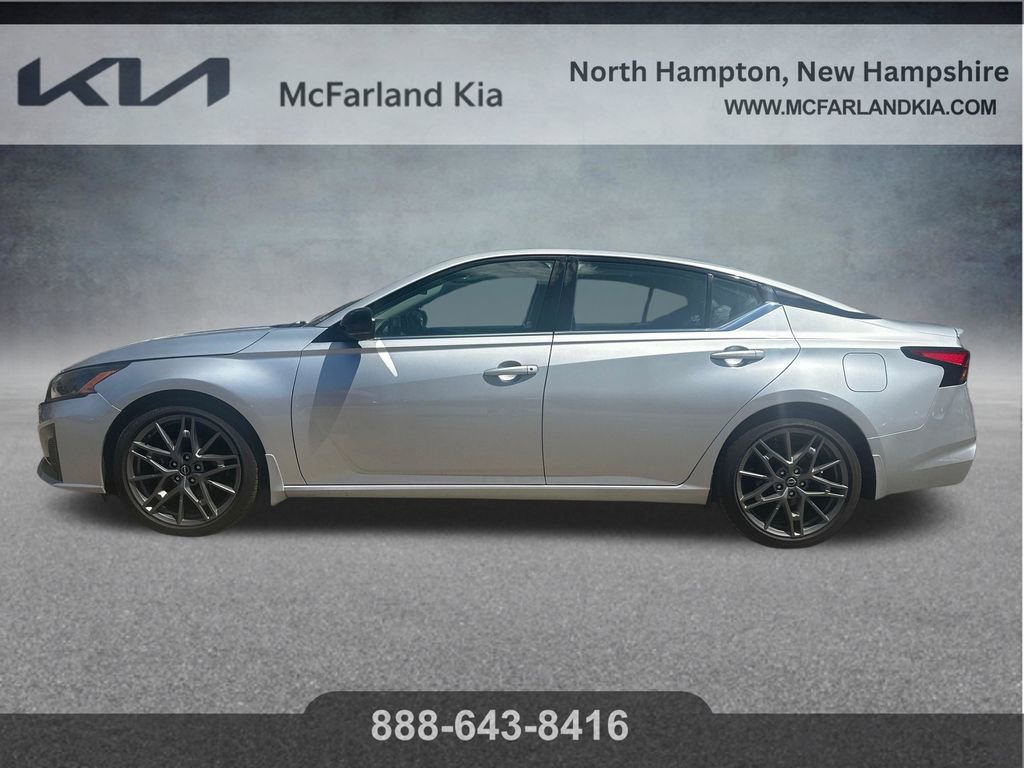 Used 2023 Nissan Altima 2.0 SR FWD image 10