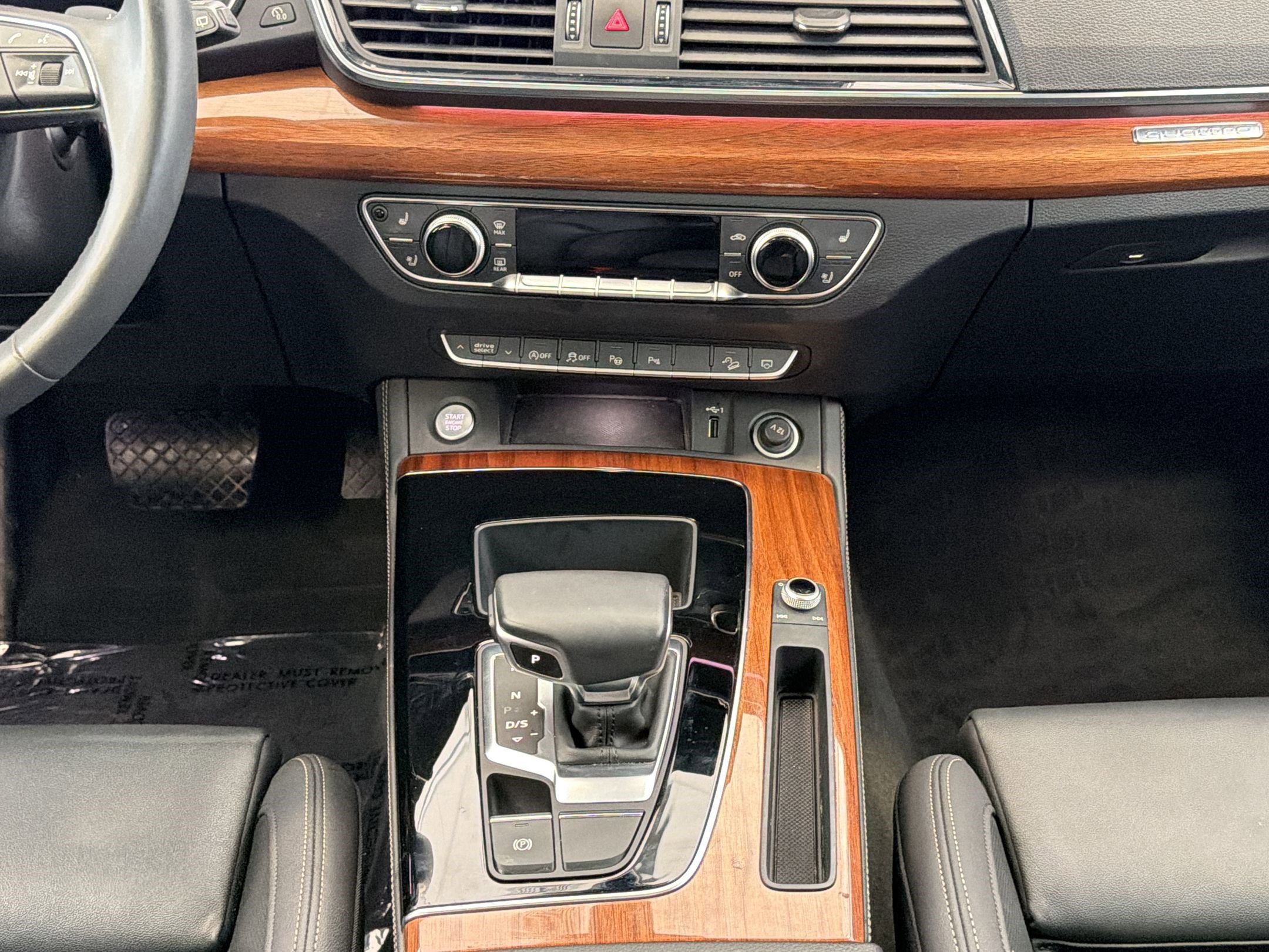 Used 2021 Audi Q5 Prestige w/ Prestige Package image 26