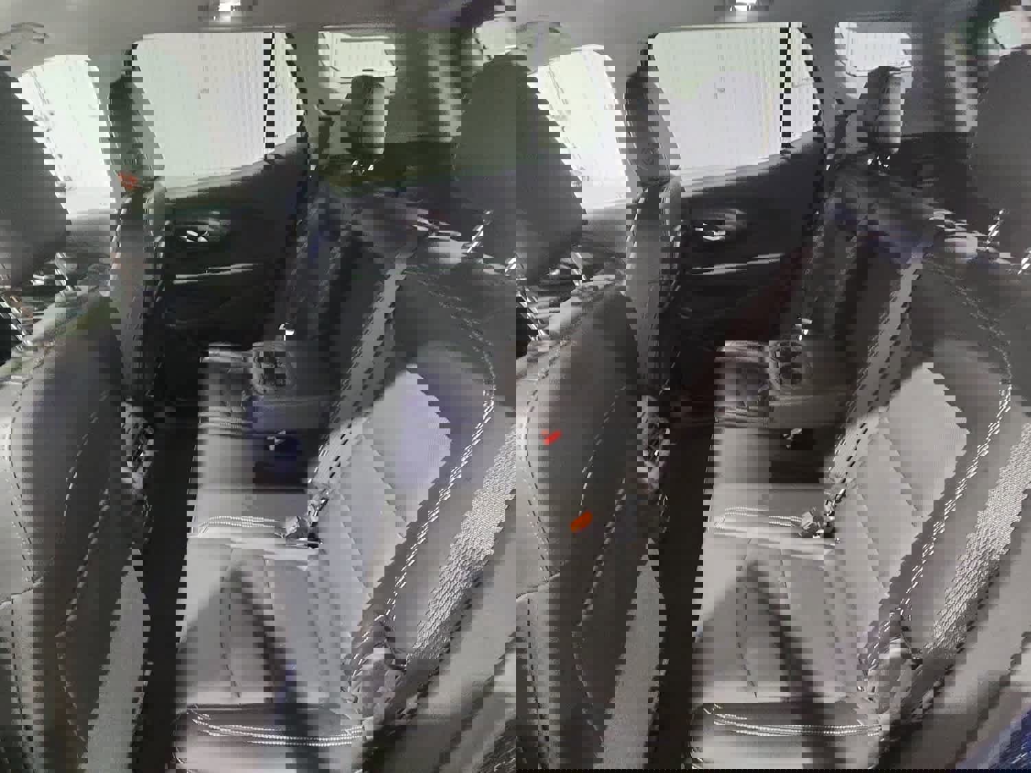 Used 2022 GMC Terrain SLT w/ Tech Package image 28