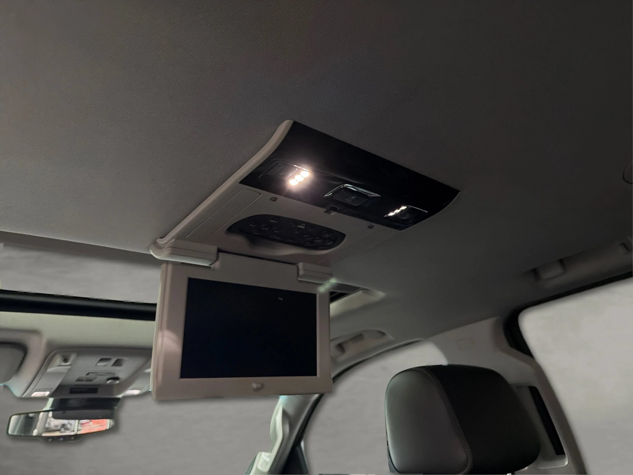 Used 2019 GMC Yukon XL Denali w/ Denali Ultimate Package RWD image 39