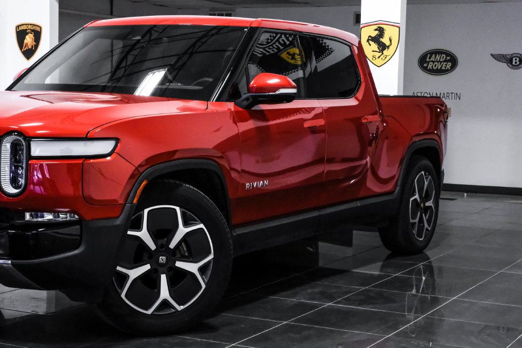 Used 2023 Rivian R1T Adventure Dual AWD/4WD image 11