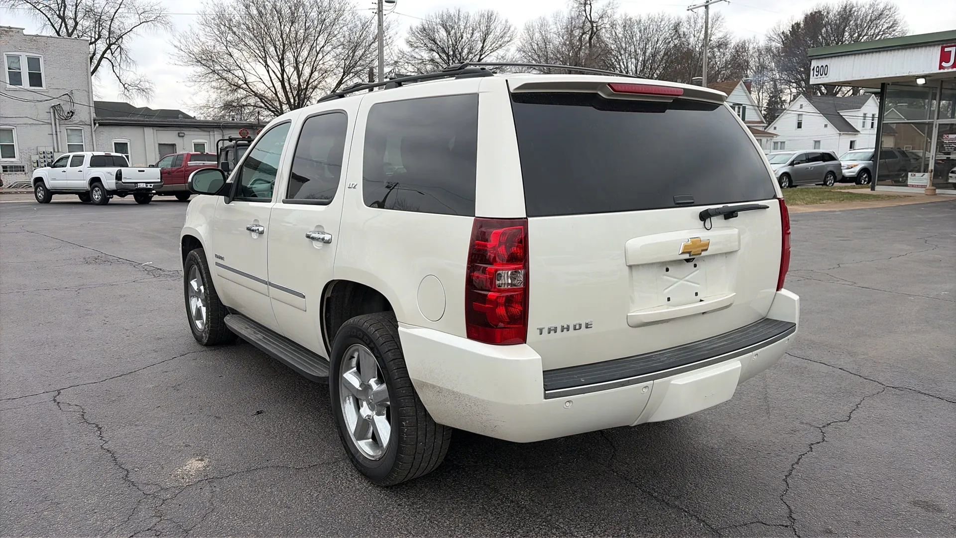 Used 2014 Chevrolet Tahoe LTZ image 7