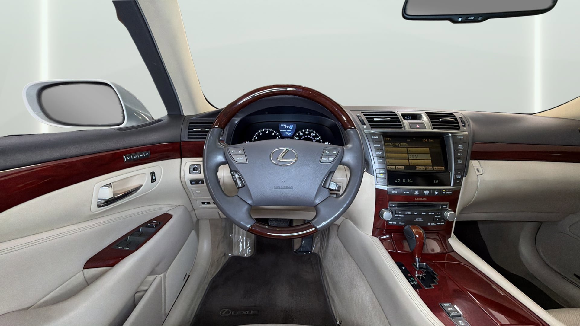Used 2012 Lexus LS 460 w/ Luxury Value Edition RWD image 18