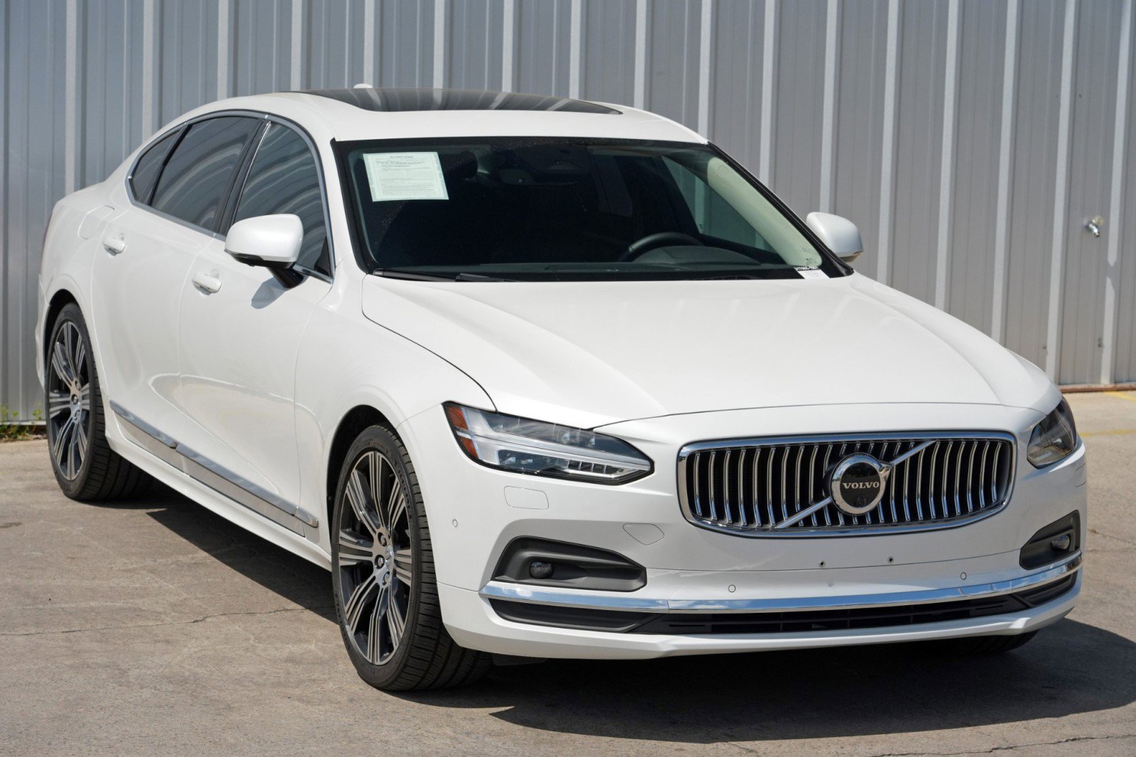 Used 2023 Volvo S90 B6 Plus w/ Protection Package Premier image 56
