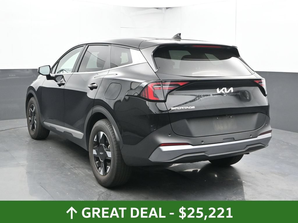 Used 2026 Kia Sportage LX FWD image 12
