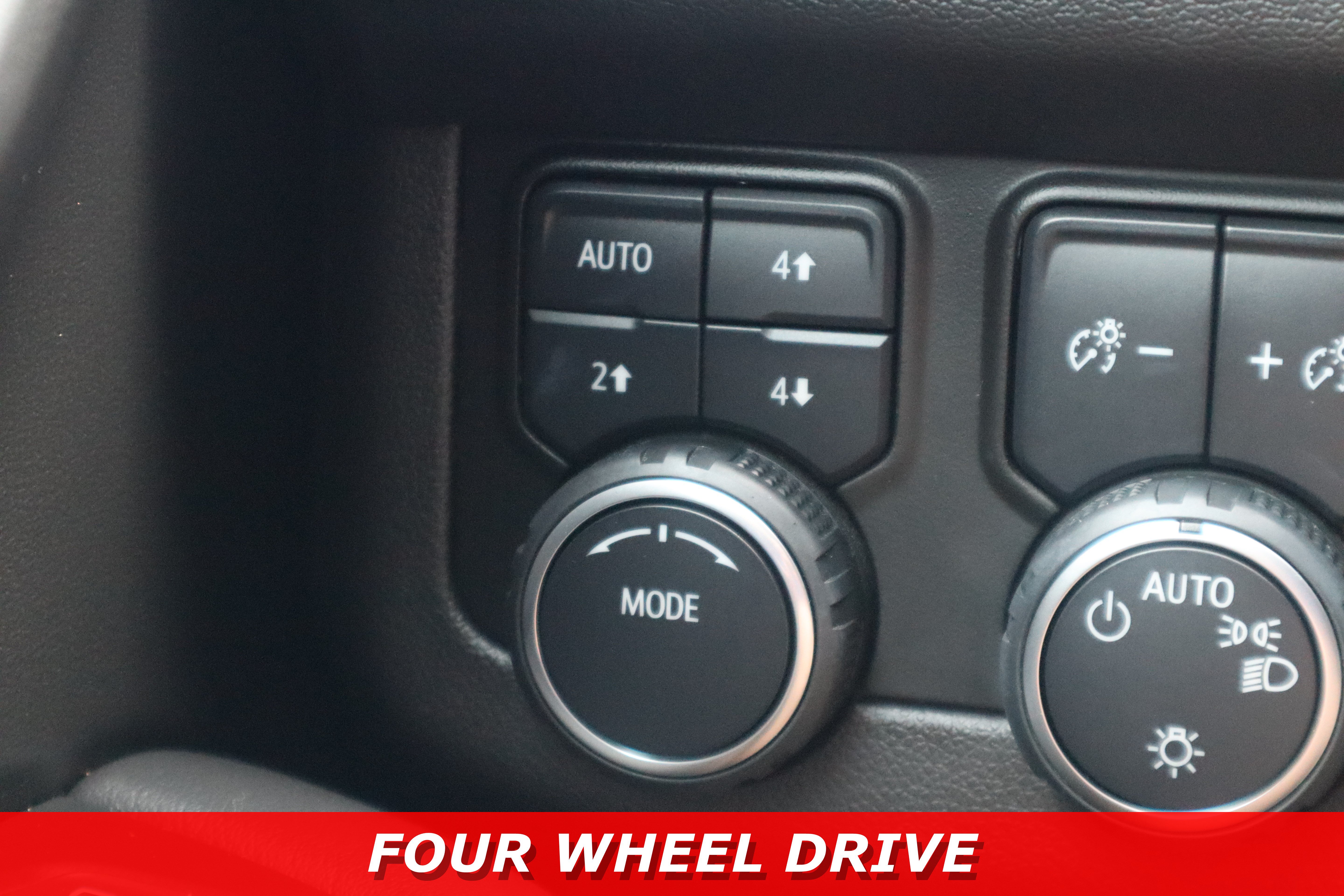 Used 2021 Chevrolet Tahoe Z71 AWD/4WD image 20