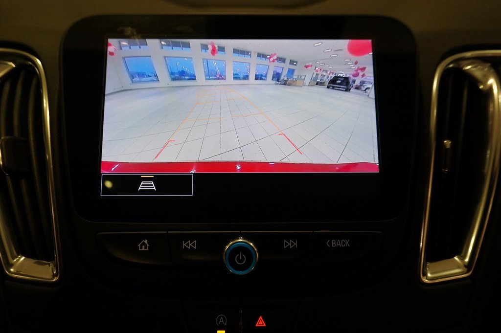 Certified 2023 Chevrolet Malibu LT w/ Driver Confidence Package image 18