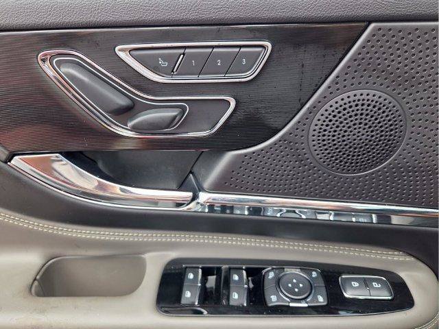 Used 2024 Lincoln Corsair Grand Touring AWD/4WD image 23