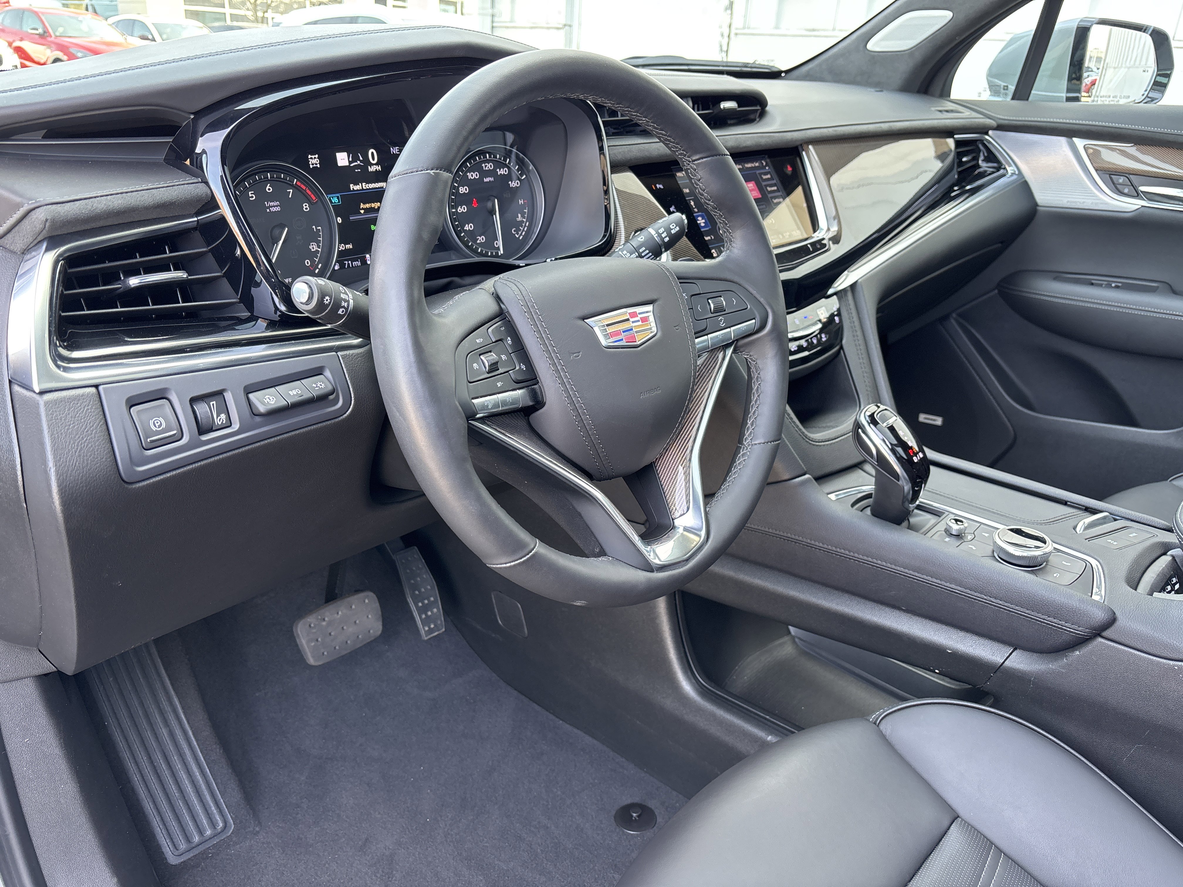 Used 2024 Cadillac XT6 Premium Luxury w/ Platinum Package image 24