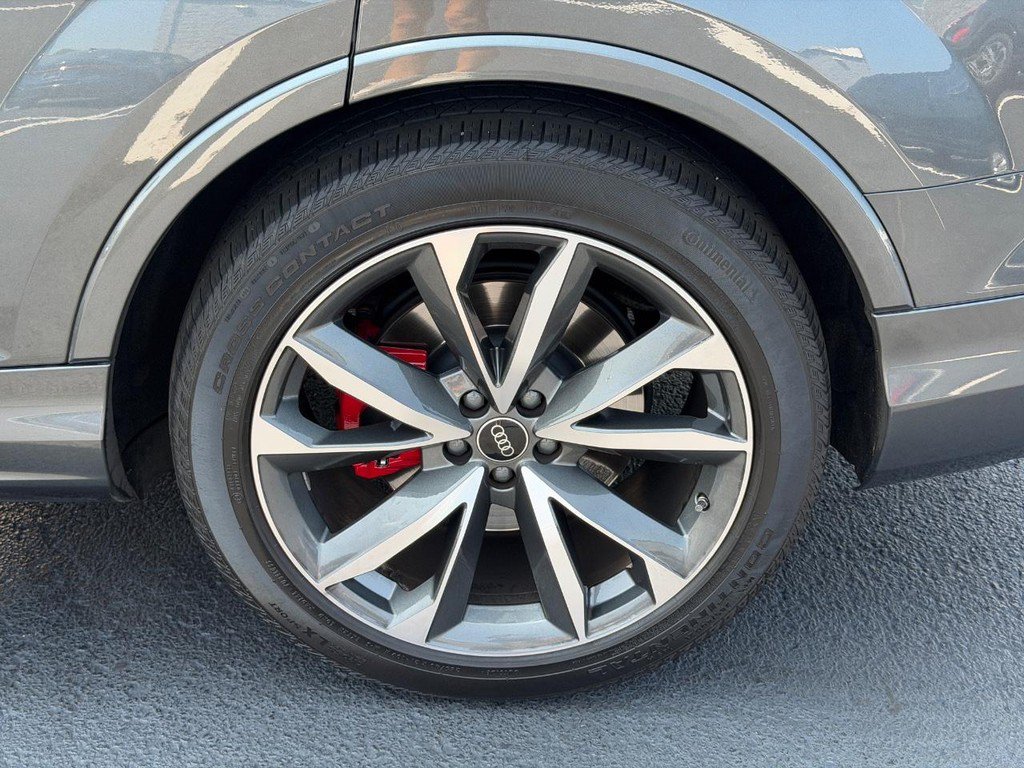 Used 2023 Audi SQ7 Prestige AWD/4WD image 7