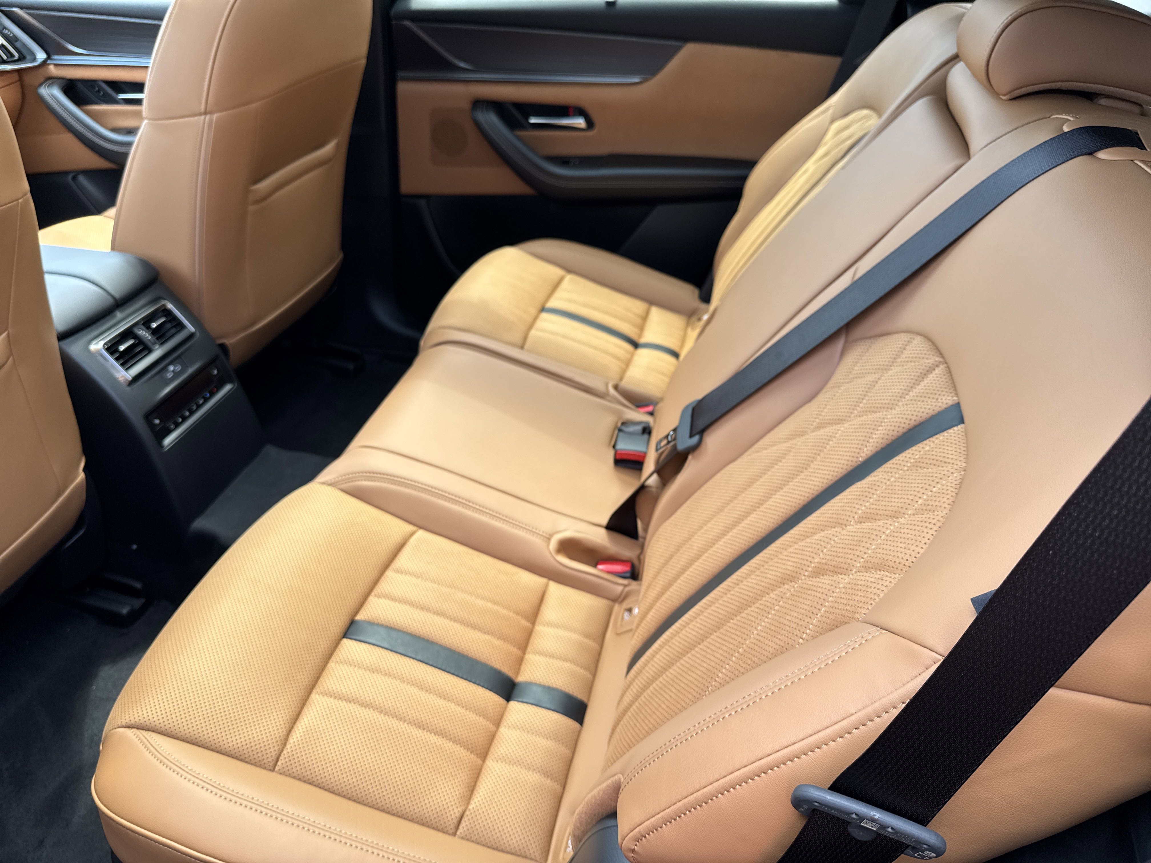 New 2025 MAZDA CX-70 3.3 Turbo S w/ Premium Plus image 27