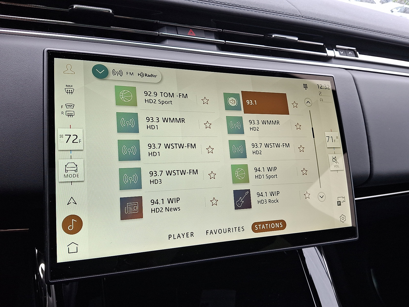 Certified 2025 Land Rover Range Rover Sport Dynamic SE image 8