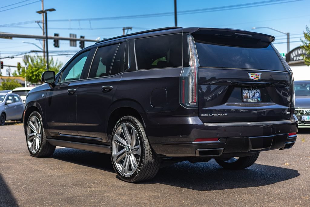 Used 2025 Cadillac Escalade Sport Platinum w/ LPO, Floor Liner Package AWD/4WD image 9