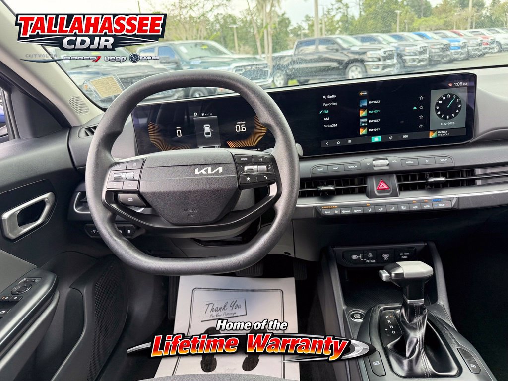 Used 2025 Kia K4 FWD image 35
