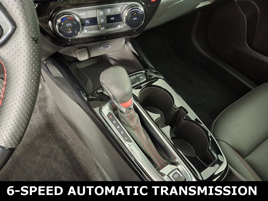 Used 2024 Chevrolet Trax RS w/ Sunroof Package image 18