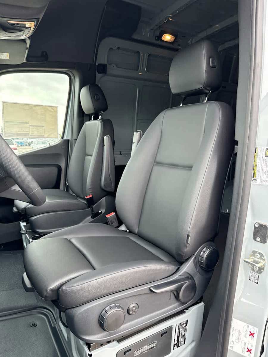 New 2025 Mercedes-Benz Sprinter 2500 image 20