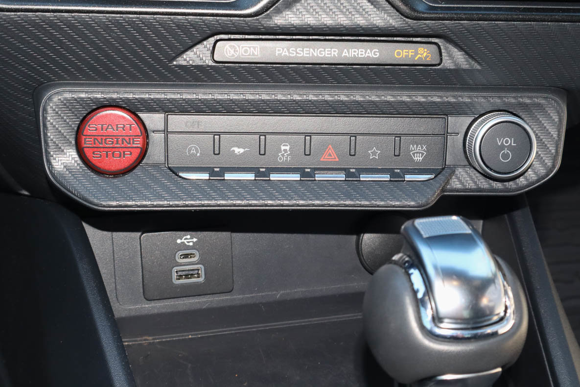 Used 2024 Ford Mustang Coupe RWD image 11