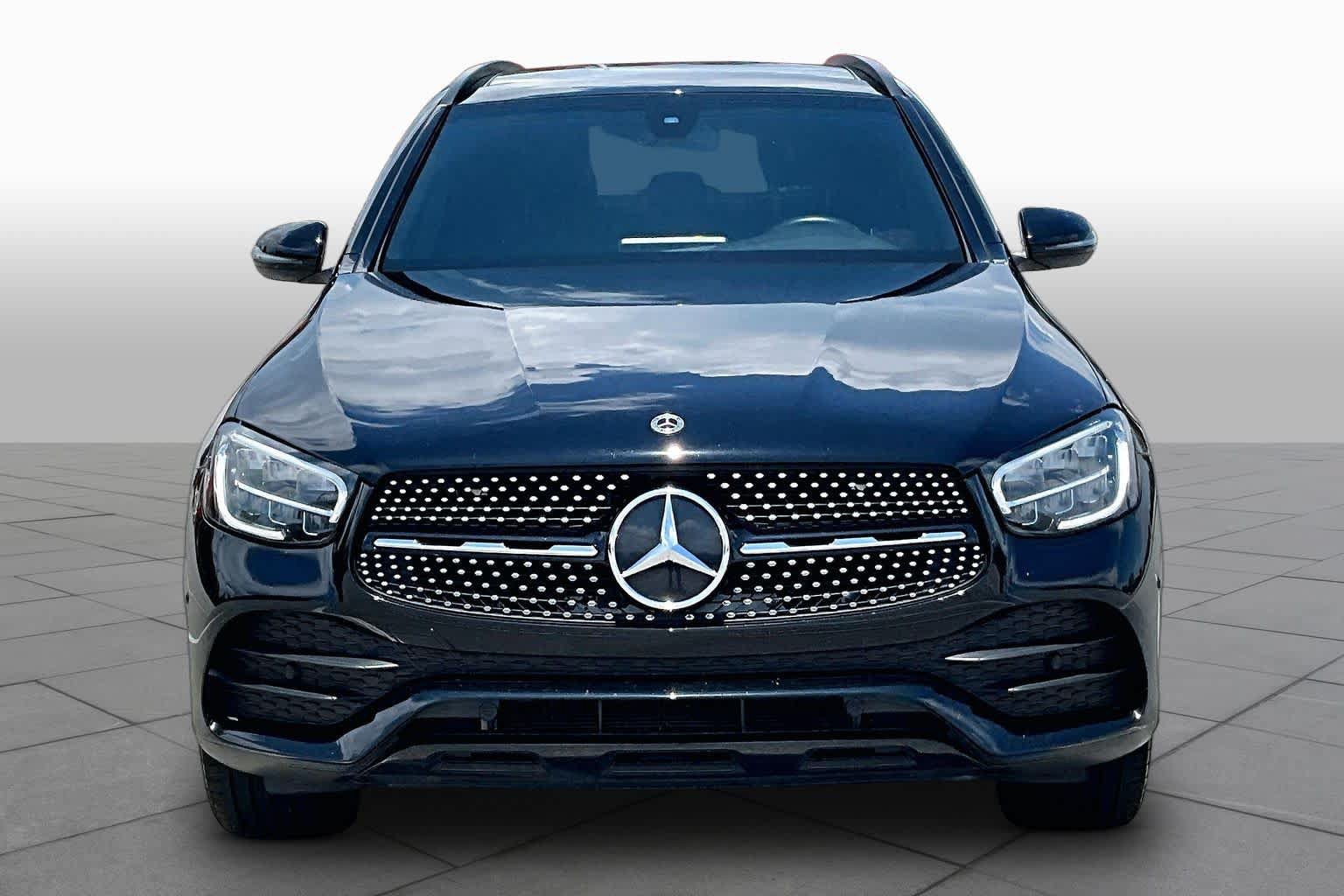 Used 2021 Mercedes-Benz GLC 300 image 4