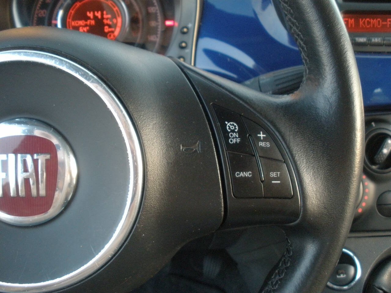 Used 2012 FIAT 500 Sport w/ Safety & Sound Pkg FWD image 35