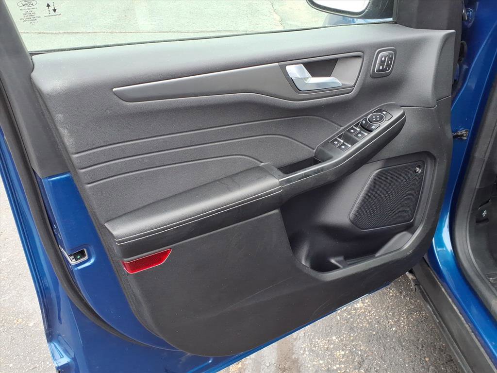 Certified 2023 Ford Escape Active w/ Tech Pack #2 image 5