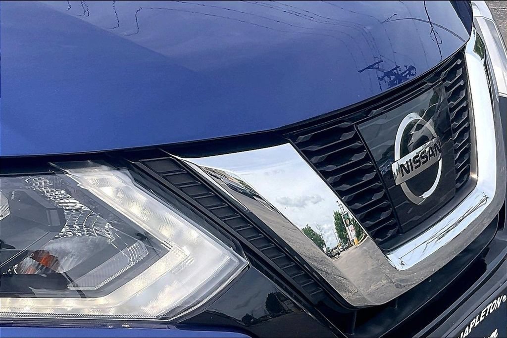 Used 2017 Nissan Rogue S AWD/4WD image 34
