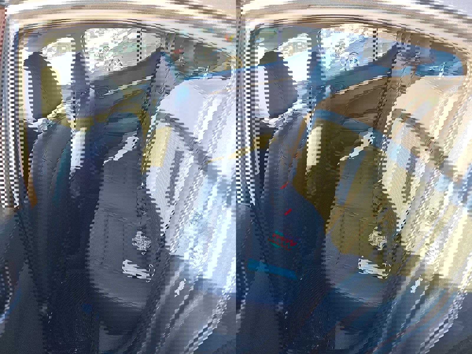 Used 2017 Hyundai Elantra Limited image 11