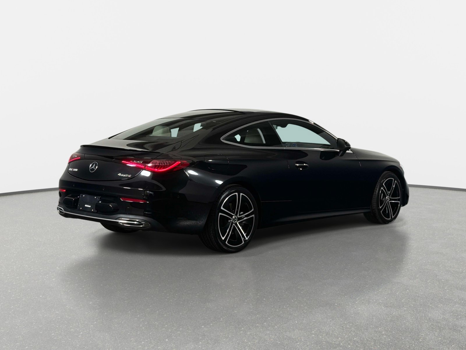 Used 2024 Mercedes-Benz CLE 300 4MATIC Coupe image 3