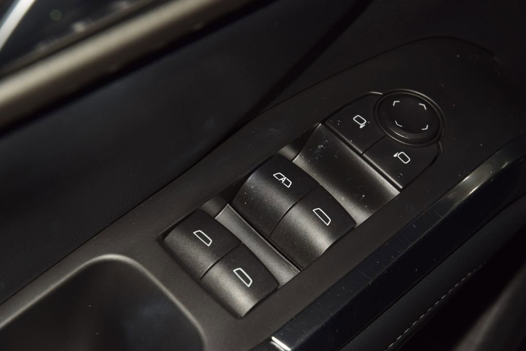 Used 2024 Chevrolet Traverse LT w/ Midnight/Sport Edition AWD/4WD image 46