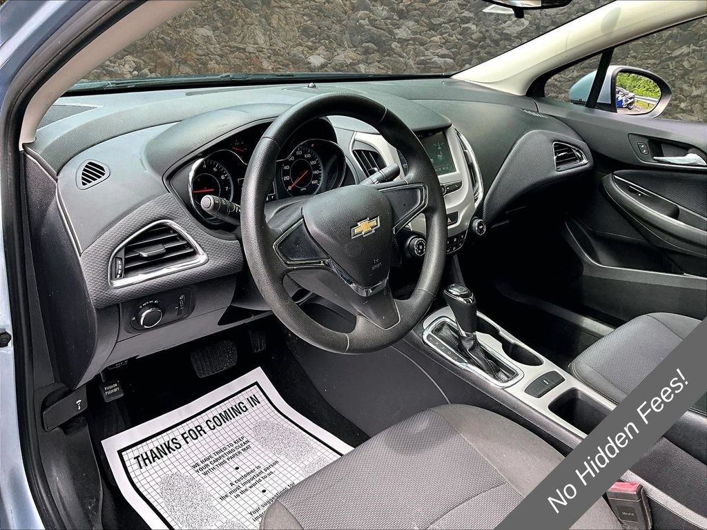 Used 2018 Chevrolet Cruze LS FWD image 9