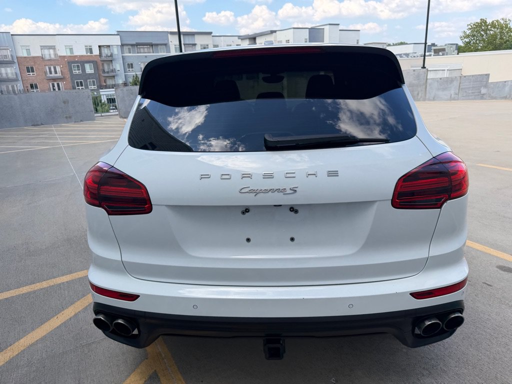 Used 2015 Porsche Cayenne S AWD/4WD image 4