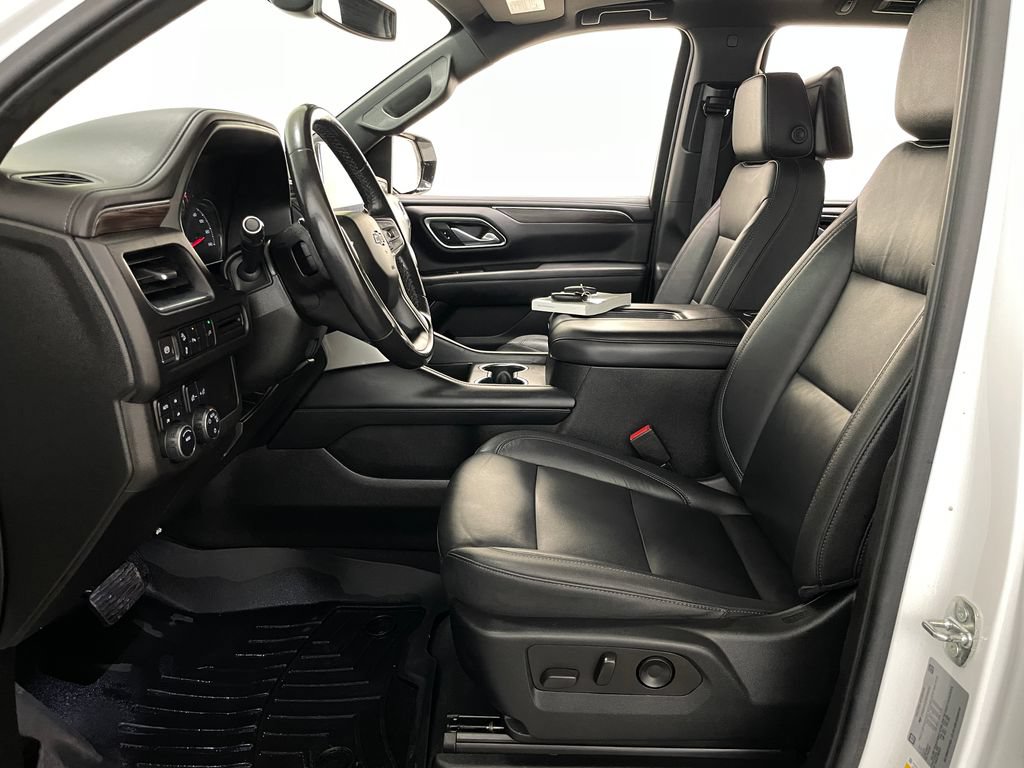 Used 2021 Chevrolet Tahoe Z71 w/ Rear Media and Nav Package AWD/4WD image 11