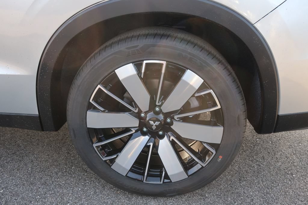 New 2026 Mitsubishi Outlander SE AWD/4WD image 14
