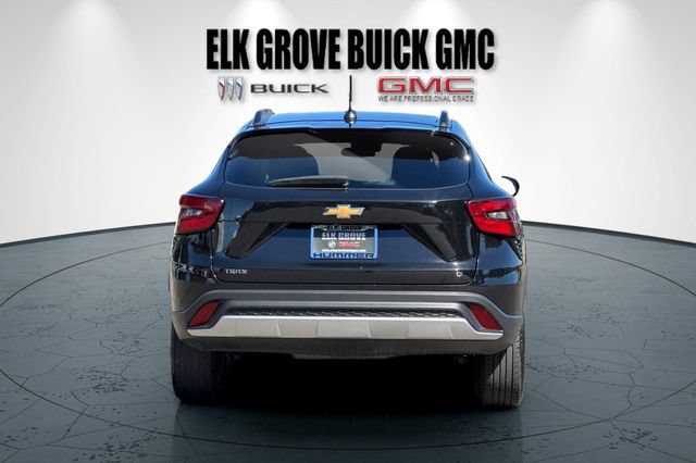 Used 2024 Chevrolet Trax LT FWD image 5