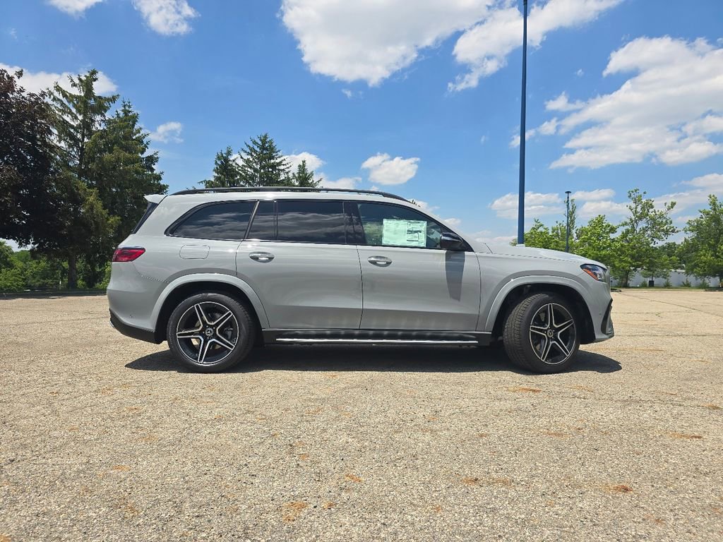 New 2026 Mercedes-Benz GLS 450 4MATIC image 17