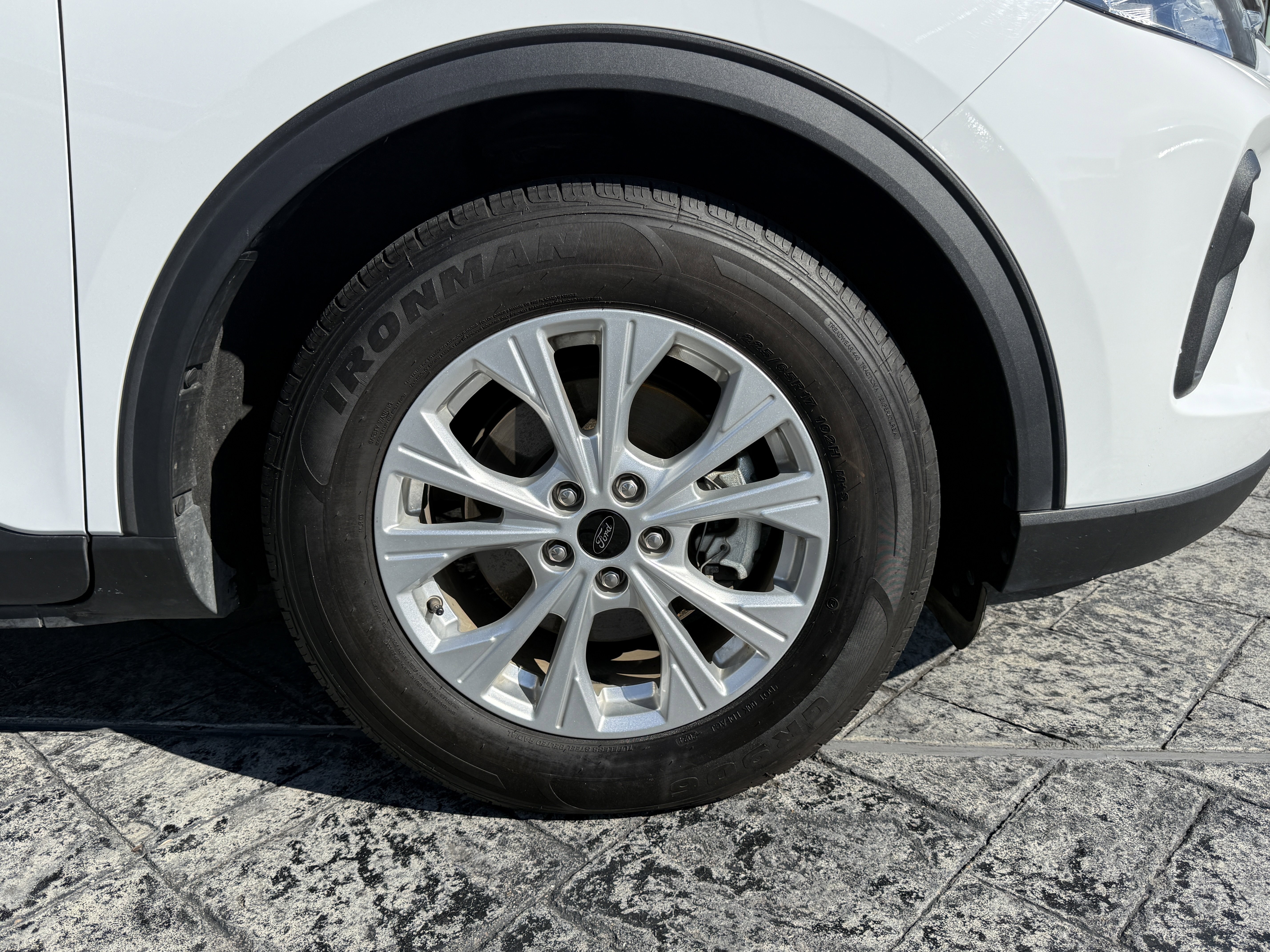 Used 2024 Ford Escape Active image 9