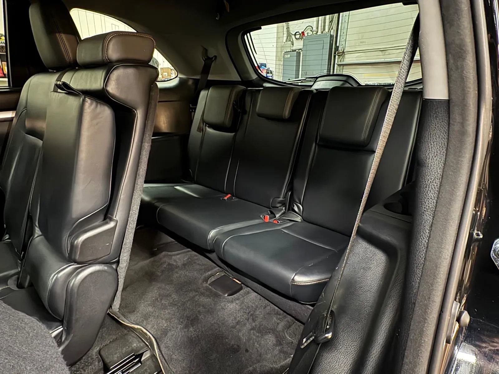 Used 2015 Toyota Highlander XLE image 28