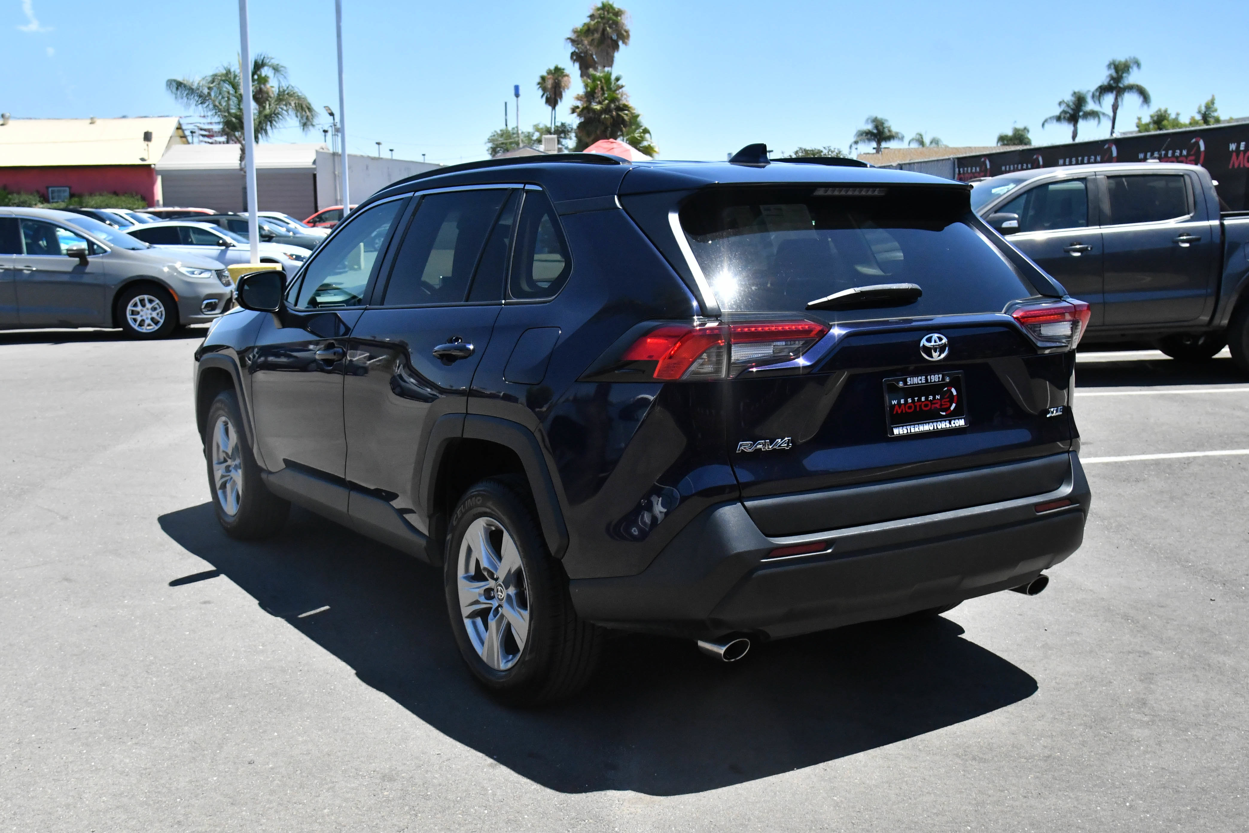 Used 2024 Toyota RAV4 XLE FWD image 6