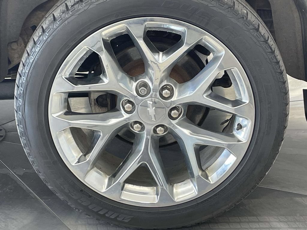 Used 2020 Chevrolet Suburban LT AWD/4WD image 12