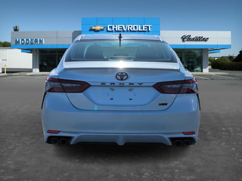 Used 2021 Toyota Camry XSE image 6