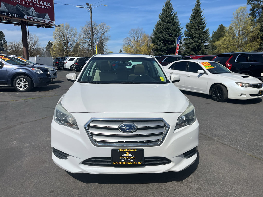 Used 2015 Subaru Legacy 2.5i Premium w/ Moonroof Package AWD/4WD image 12